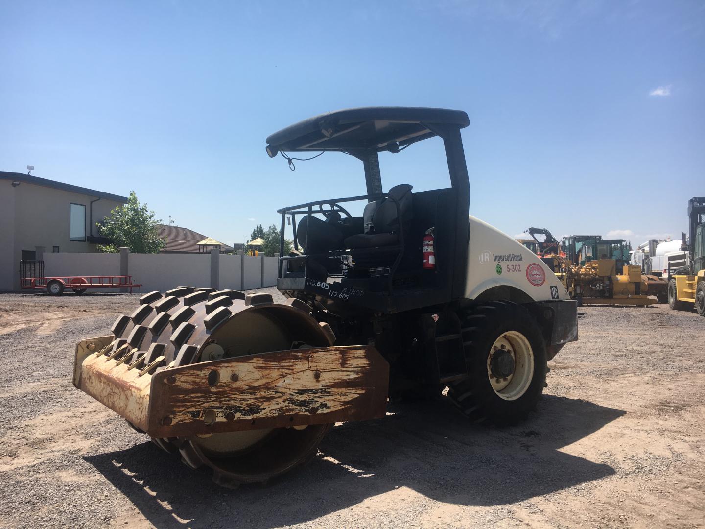 COMPACTADOR PATA DE CABRA INGERSOLL RAND SD77F